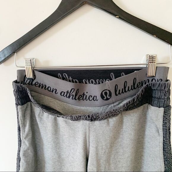 Lululemon Pranotthana Crop Capri Double Waistband Stretch Shorts - Picture 5 of 7